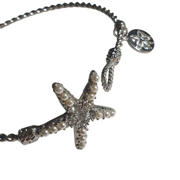 Pearl Starfish Silver Tone Twisted Wire Bracelet Charm Nautical Details Elegant - Picture 2 of 5